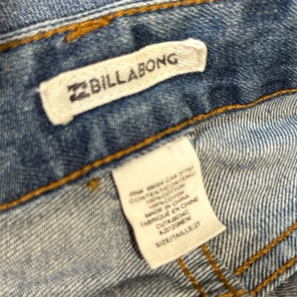 Billabong New Boy Medium Wash Distressed Boyfriend Jeans sz 27 - Picture 8 of 11